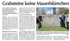 Beschilderung  alter Grabplatten im Friedhof Moosbach aus dem 15./16. Jahrhundert (2015)